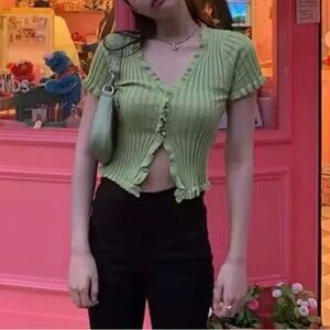 Green cropped lettuce hem button up cardigan size S/M